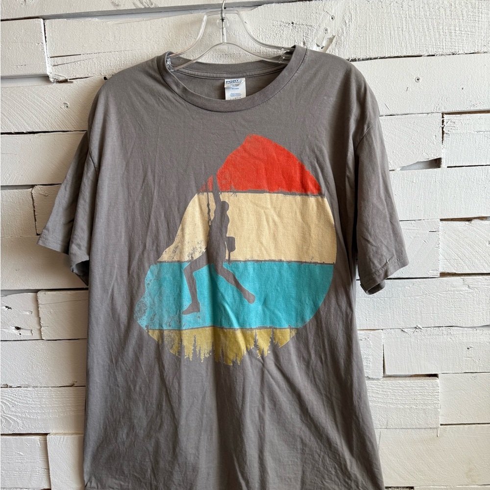 Rock Climbing Gray Graphic Tee with Colorful Design